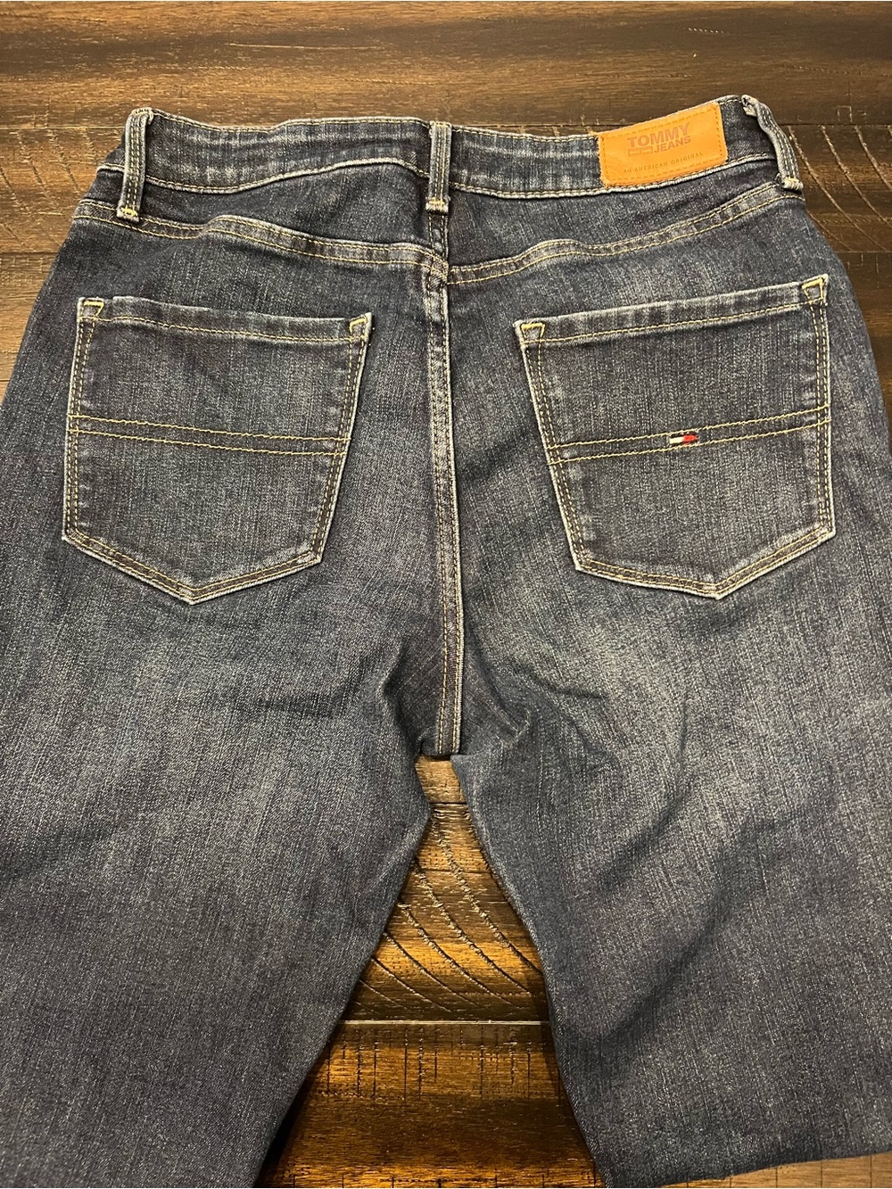 Tommy Hilfiger Women’s Dark Blue Skinny Jeans - Picture 4 of 7